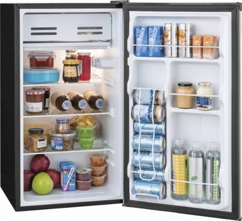 Frigidaire Mini Fridges in Refrigerators 