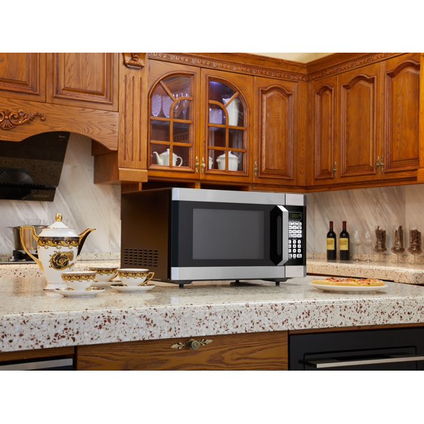 Hamilton Beach 1.6 Cu. ft. Digital Microwave Oven, Stainless Steel