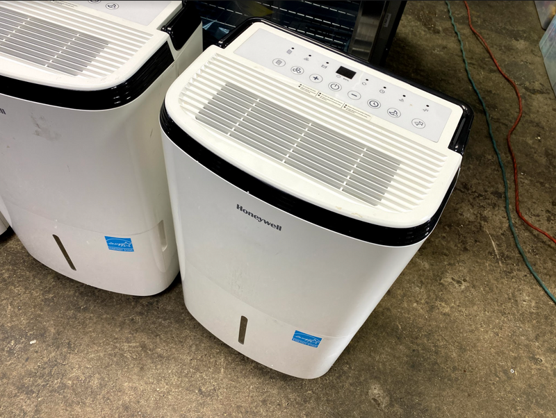 Honeywell 70-Pint Smart WIFI Portable Dehumidifier - White Model TP70AWKN